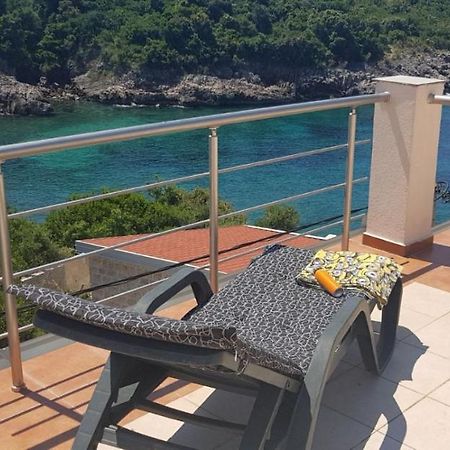 Villa Persik Utjeha Exteriér fotografie