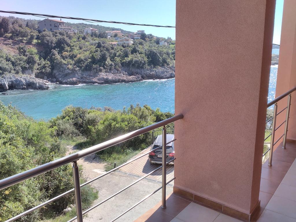 Villa Persik Utjeha Exteriér fotografie